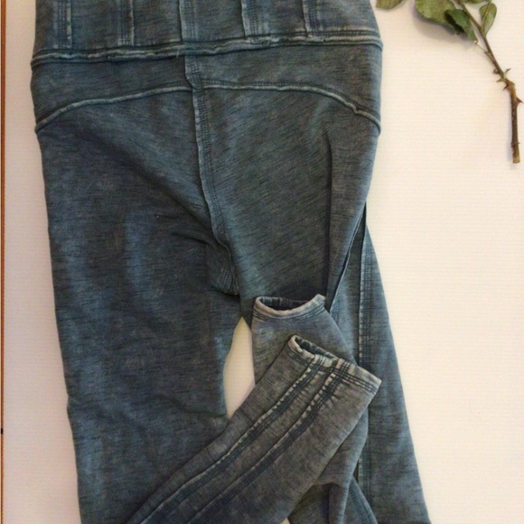 Rare FP movement hybrid leggings - Picture 4 of 4